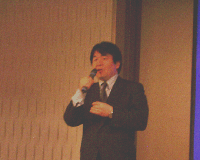 日本経済の再生について語る竹中氏