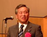 ベストリフォーム部門で受賞。横浜市港湾局長・安武啓揮氏
