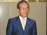 新会長に就任した亀山征夫氏