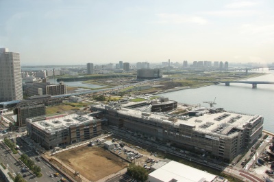東京湾に面した、同施設全景