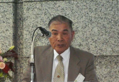 冒頭挨拶をする伊藤 好代表