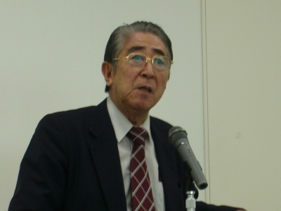 「昨年失った信頼を取り戻せるよう、政治家の方などの力をお借りして、業界にとってより良い1年にしたい」と語る勝木理事長