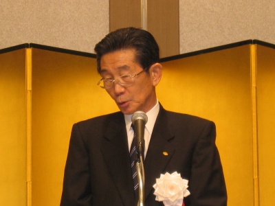 「消費税問題も含めた抜本的税制の見直しが必要」と語った藤田和夫会長