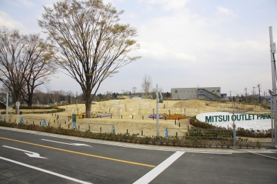 緑の多い環境に配慮し、施設内の約2ヘクタールを、緑地として整備する