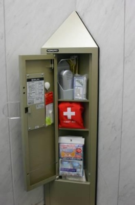 コクヨ「エレベーター用防災キャビネット」設置イメージ