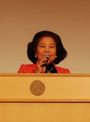 「皆さまで切磋琢磨して、業界を支えていきましょう」と話す同協会会長の北澤艶子氏