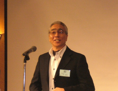 「“感性”のマーケットに不況は無縁」と語る(株)アールシーコア代表取締役社長の二木浩三氏