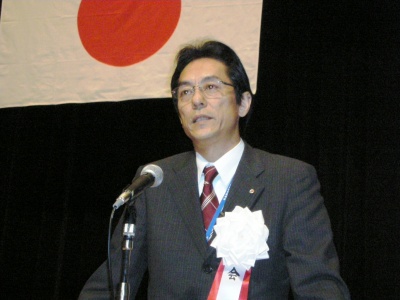 「消費者のため、会員のためにはどのような方向性がいいのかを考え、公益社団法人申請に向け、組織のあり方を検討していく」と語る和氣猛仁会長