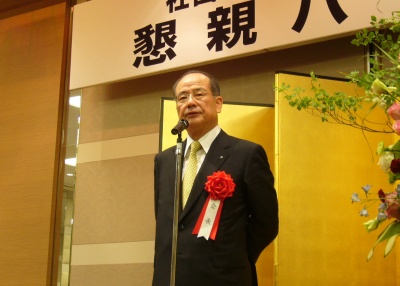 「協会・会員一致団結して難局を乗り越えていきたい」と述べる会長の矢野 龍氏