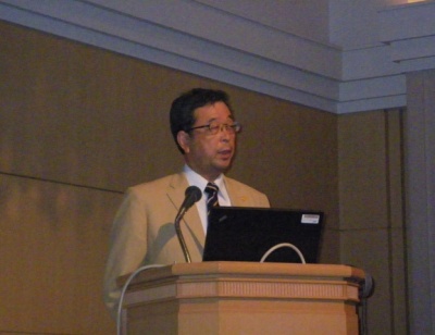 「選ばれる営業マン、店舗となるべく、経営者自ら率先して努力してほしい」と語る、三津川一成社長