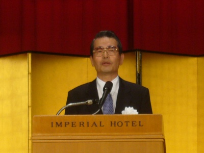 「会員各社には、今後さらにコンプライアンスの徹底をしていただきたい」と述べる、同協会理事長の黒住昌昭氏