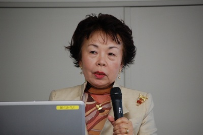 「オーナーの判断一つで賃貸経営は大きく変わっていく。みなさんが先頭に立って、オーナーたちをリードしてほしい」と参加した会員業者に語りかける安藤氏