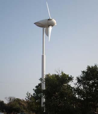 「風力発電機」(参考写真)