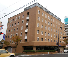 「アパホテル<佐賀駅前中央>外観