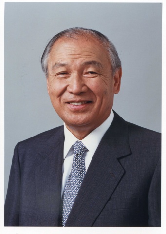 山口信夫氏