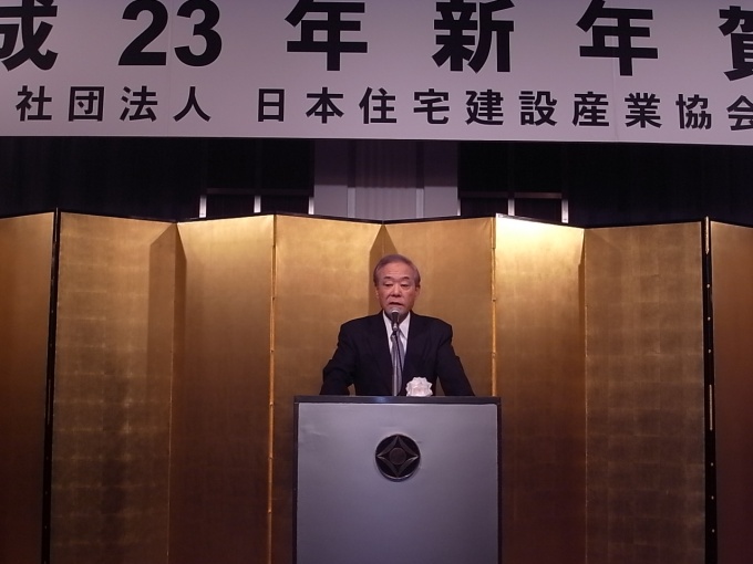 「住宅税制の見直しを提言していきたい」と語る理事長の神山和郎氏