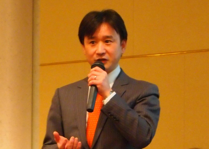 「不動産事業者との連携をよりいっそう図るために、大手だけでなく中小の不動産事業者に対しても積極的にアプローチしていきたい」などと話す同社代表取締役の円山法昭氏