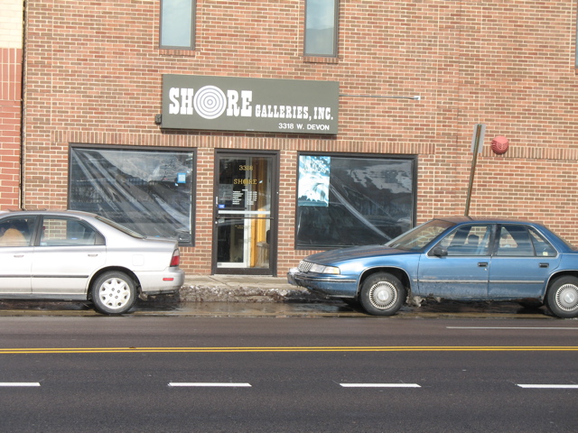 家からすぐ近くの銃を売っている店。警官が立ち寄ることも多いと聞く(イリノイ州シカゴ市 以下同)