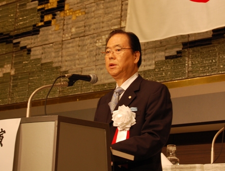 「理事長4期目も誠心誠意務めていきたい」と抱負を語る川口 貢理事長