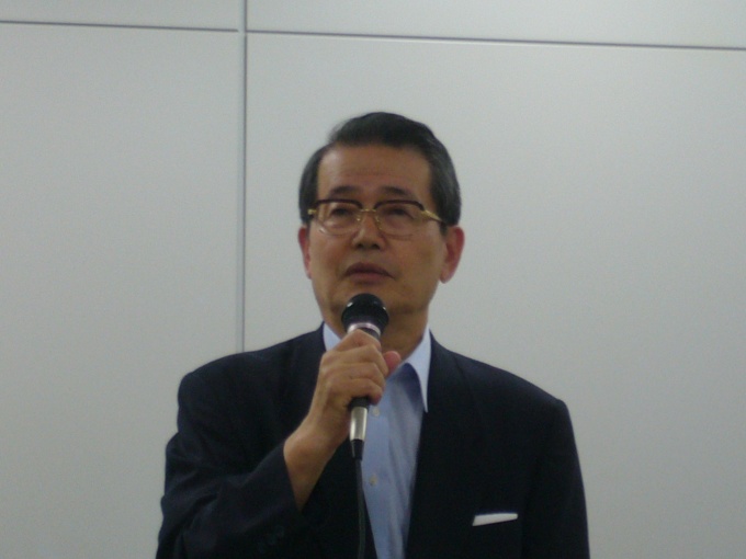「今回の震災で起こったことを教訓に、有事の際に対応できる策を早急に考えていく必要がある」と話す黒住理事長