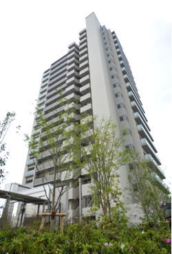 日本初の長期優良住宅認定マンション「ブランシエラ浦和」外観