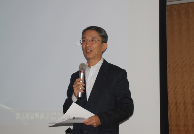 「現地調査をもとに、補修の方法や新築を設計する際の知見を得て、今後に役立てていきたい」と述べる日本ツーバイフォー建築協会専務理事・池田富士郎氏