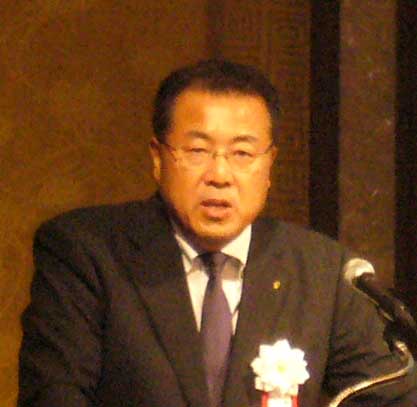開会挨拶する同社代表取締役社長の三鍋 伊佐雄氏