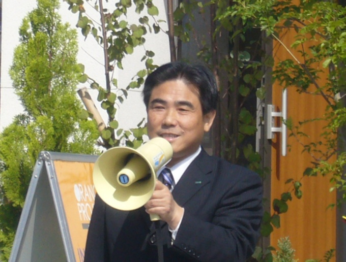 「2011年12月の販売以来、おかげさまで全期抽選となるなど、評価いただき大変感謝している」などと語る品川社長