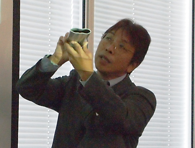 鋼管膨張型ロックボルトについて説明する同社住宅事業本部・技術部チームマネージャーの藤野氏