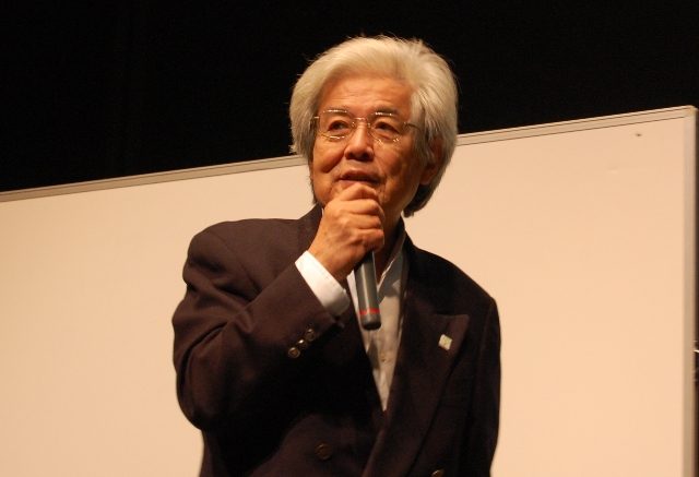 田舎と都会の二重生活で「頭」と「身体」を使おうと訴えた養老氏