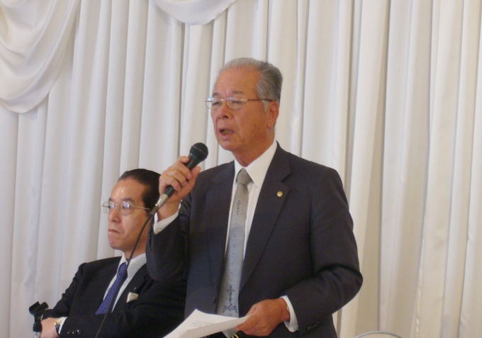 「住宅の消費税負担軽減について政府に陳情し、理解を得ていきたい」などと話す(社)住宅生産団体連合会会長・樋口武男氏