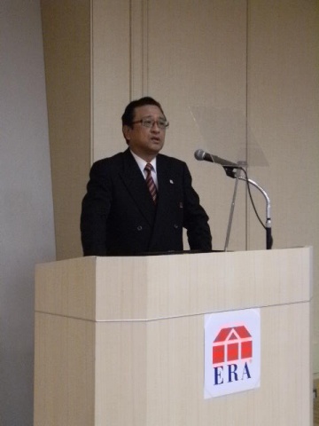 セミナーで話す同社代表取締役社長・安藤 進氏