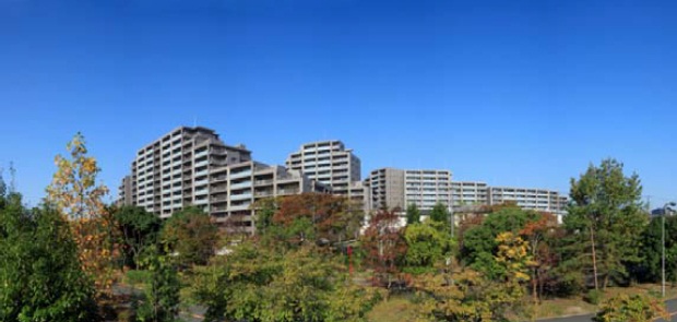「パークハウス千里中央」外観