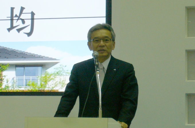 「スマート ソラボで受注を拡販していきたい」と話す住友林業(株)代表取締役専務執行役員・住宅事業本部長の早野 均氏