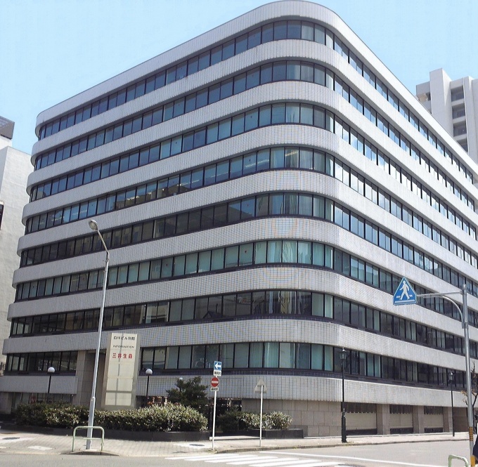取得したオフィスビル「白川ビル別館」