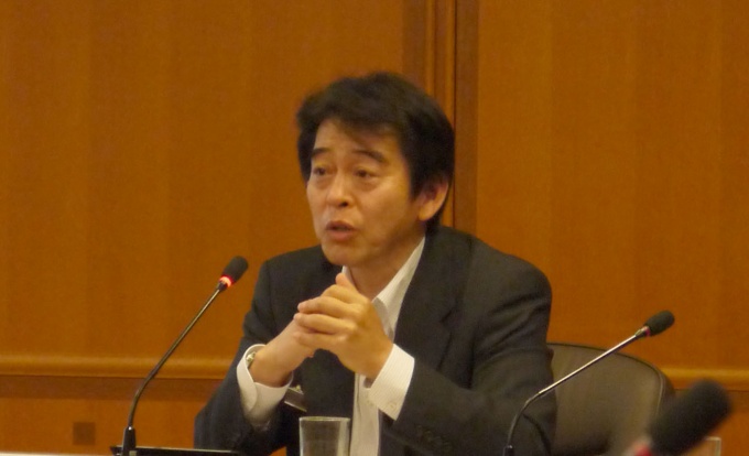 「都市部の建て替え層の需要を喚起して、受注を増やしていきたい」と話す三井ホーム(株)執行役員経営企画部長の三ツ井泉二氏