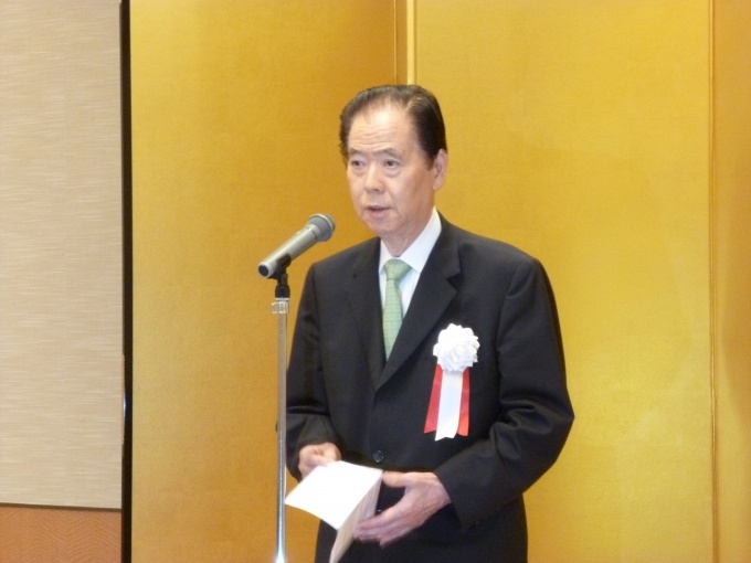 「賃貸管理業の高度化を図り、多様化する住生活ニーズに応え、安心・安全で豊かな住環境を目指していく」と挨拶した川口会長