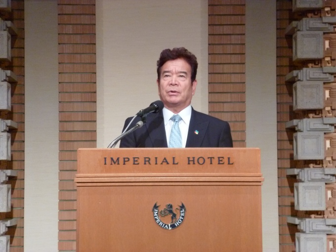 「4つの委員会が、全国横断的ネットワークを構築し、会員間で成功事例を共有するなど連携を深めて強い組織に成長し、賃貸管理業界の貢献に努めたい」と挨拶した高橋会長