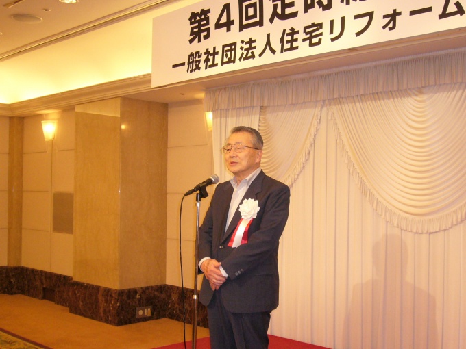 「今後も引き続き“長寿命化リフォームセミナー”等を積極的に開催したい」などと話す同協議会会長の巽 和夫氏