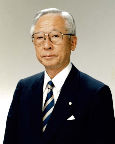 枝村利一氏