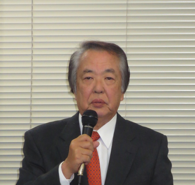 「これからの改修には環境対応等も含まれ、新たな仕事も増えていくだろう。より専門性を高め、工事を一括でできる体制を整えていきたい」などと語る板倉会長