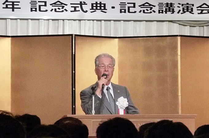 「消費税の負担がこれ以上増えないように政府に提言していく」などと話す(一社)住宅生産団体連合会会長の樋口武男氏