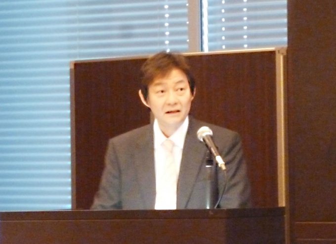 「中期経営計画では、16年3月期に売上高93億円超、店舗数150店舗体制を目指していく」と話すハウスコム(株)代表取締役社長の落合 巧氏