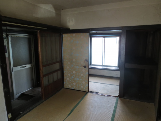 2K住戸の内部。天井高は2