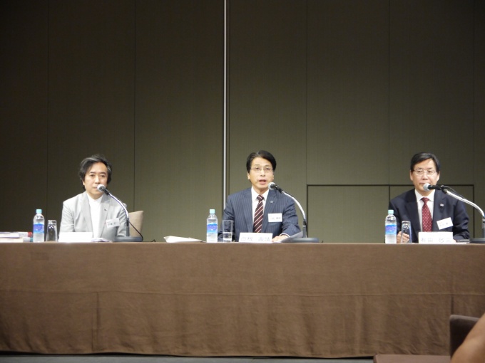 「来年からNISAが始まるが、国民の資産形成の手段として社会に定着させるため、金融経済教育や金融リテラシーンの重要性もますます高まっていくだろう」述べる、同協会理事長の白根壽晴氏