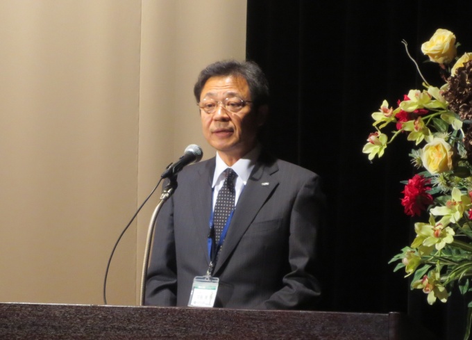 「住宅にとってエクステリアは切っても切れないもの」と話す中島会長
