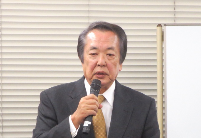 「12月で協会設立から丸5年となる。協会の周知にさらに力を入れていきたい」などと話す板倉会長