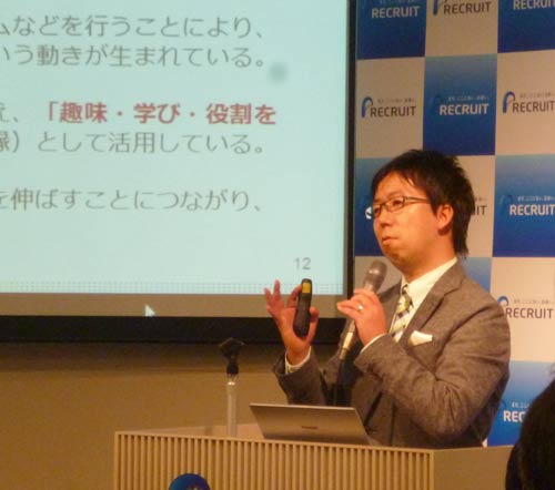 「定年を迎えた団塊世代が求める暮らしは『隠居』から『新たな縁を創る』スタイルへ変化している」などと語る「SUUMO」編集長の池本洋一氏