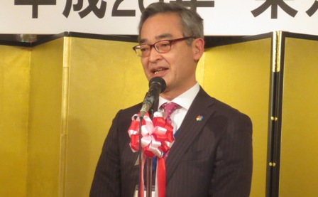 「景気が回復基調にあり、雰囲気も明るくなってきたが、これに気を緩めることなく、さらに良い支部づくりを目指す」と抱負を述べた塩見紀昭支部長