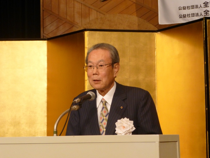 「すまい給付金や特例延長などで景気回復基調が続くと期待している」と述べた全宅連・伊藤会長